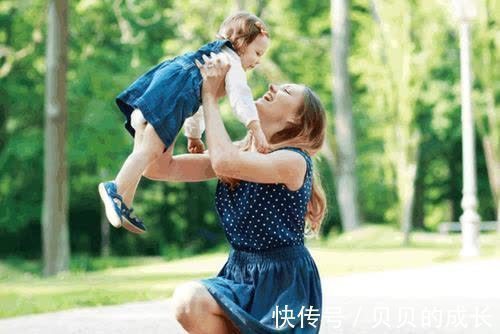 双胞胎|这就是奶奶带大的孩子和姥姥带大的孩子的区别吗?