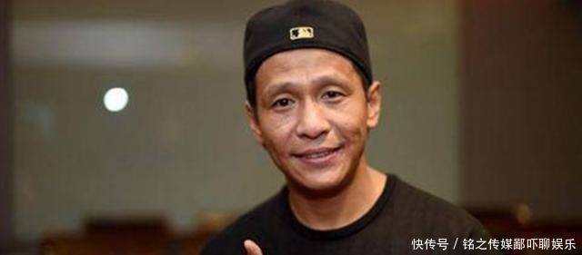 第一次上春晚紧张到忘词,随口瞎编一句,却成了经典,流行至今