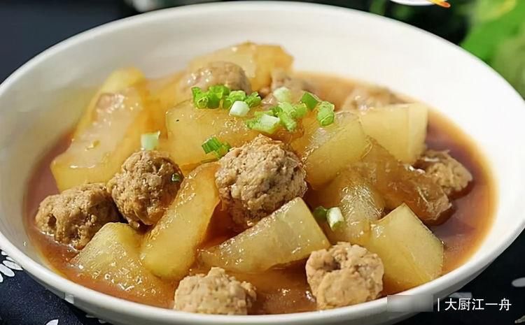 霜降后,聪明人都囤上这4种菜,好吃不贵营养美味,很多人不知道