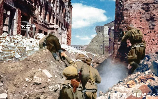 苏德战争|二战上色老照片:惨烈的斯大林格勒战役、美军俘获日军军旗