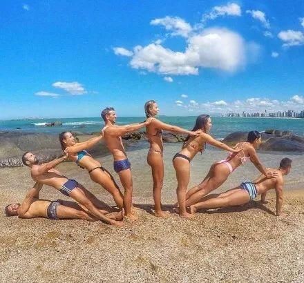 论怎样在沙滩上玩出花样，你学到了吗？还不赶快去打卡！