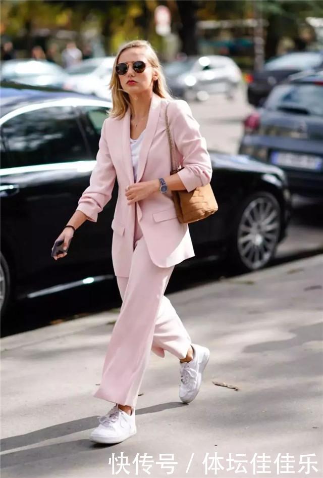 背带裤已经过时了!今夏开始流行的是“初恋裤”,青春时尚又百搭