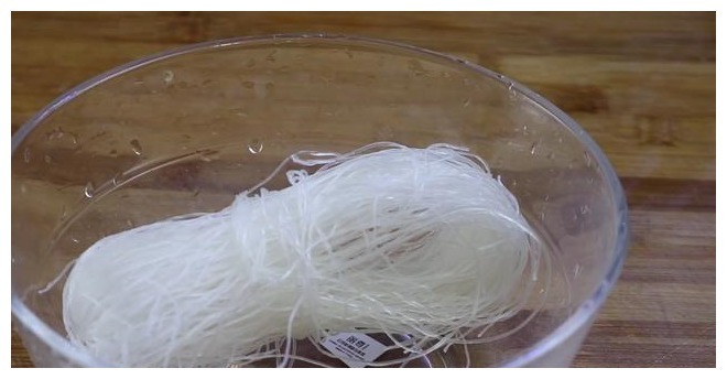 吃了30年的包菜,这做法第一次见,一大盘上桌不够吃,超过瘾