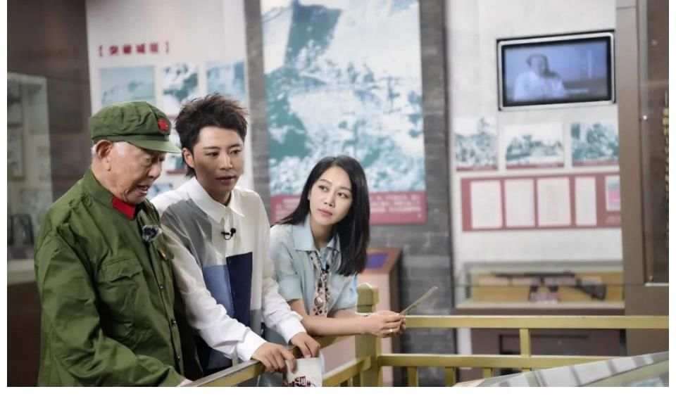 解放战争|山东卫视《寻声记》走进泉城济南！于毅、桂雨濛大明湖畔唱响《英雄如山》