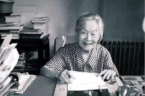 经典语录|杨绛先生的六句经典语录,道破了人生真谛,选一句当座右铭吧