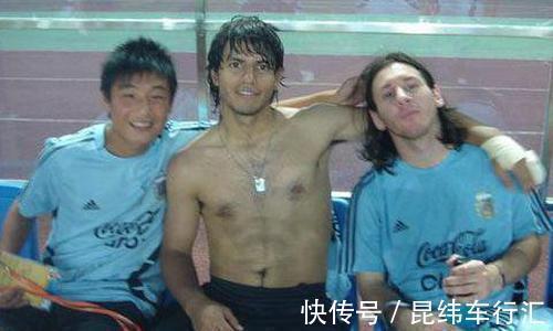 鲁能|还叫国足“白斩鸡”?正视现实吧,国足和欧美球员的肌肉没有差别