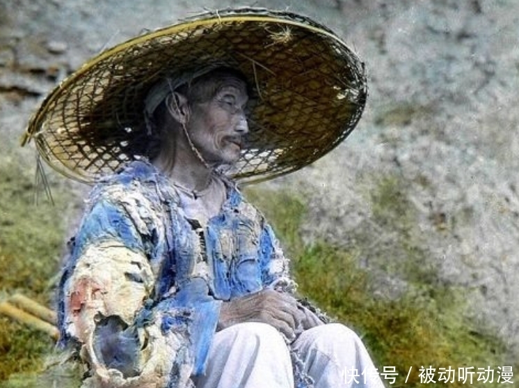 合影|清末老照片:婆媳合影阶级制度严格,商贩走街串巷吆喝叫卖