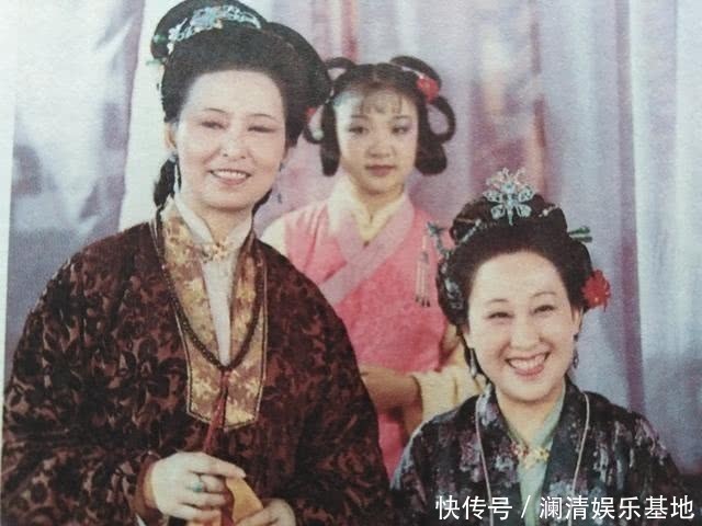 王子腾$贾家被抄后，薛姨妈如何对待女婿贾宝玉？曹雪芹第一回就写了