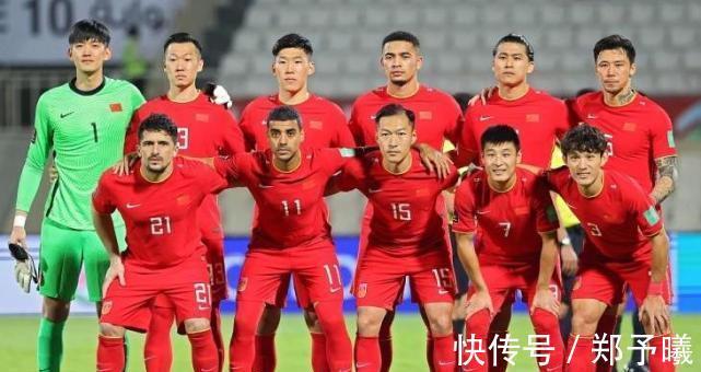 中国男足|飞行6小时!国足凌晨抵越南驻地酒店,下午就开练,力争双杀对手