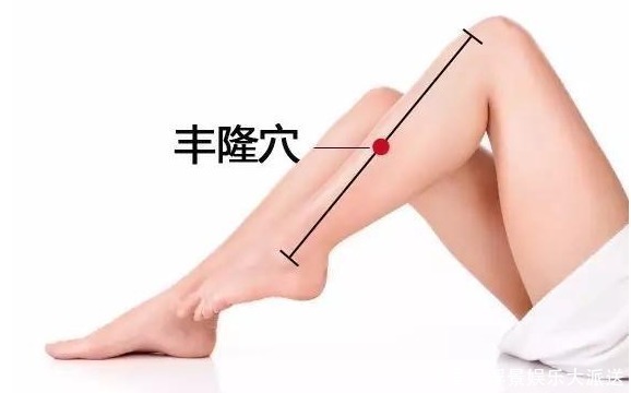 湿热|湿气重的人，脸上会发出3个信号，去除湿气，做三事、按四穴