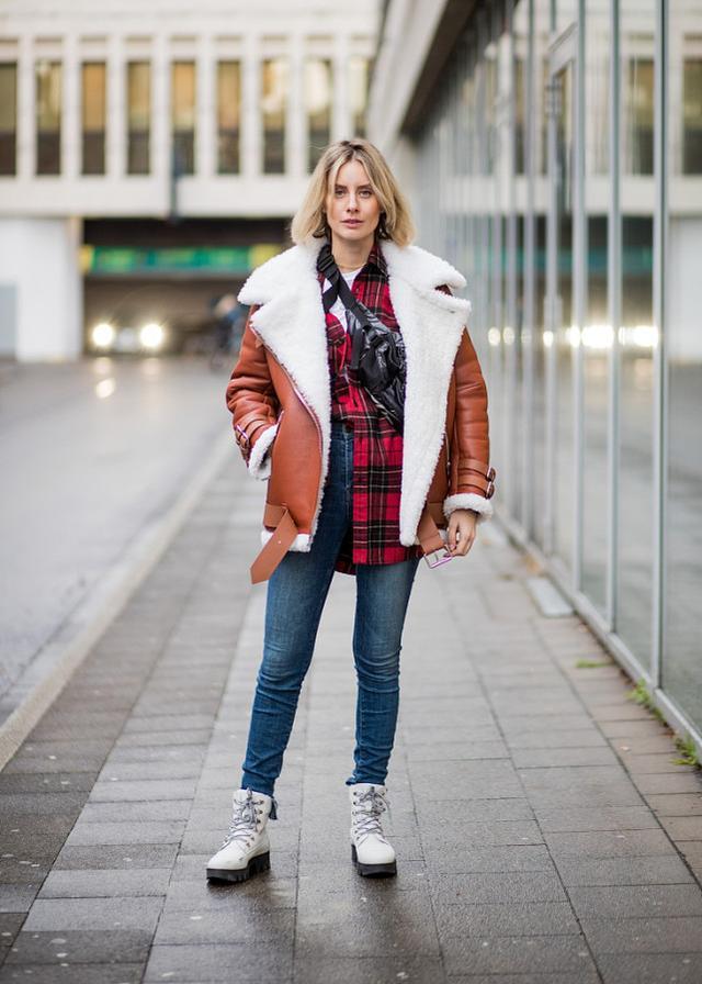 够展现出|牛仔裤的时尚感很强, 时髦精人手一件, 你的衣柜有一条牛仔裤吗?