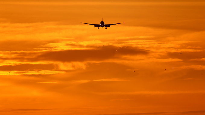 中国东方航空|这架由巴黎飞往上海东航MU570航班取消，驻法使馆发布提醒！