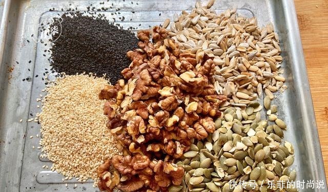 详细|五仁月饼做法来了,配方详细讲解,无难度,中秋自己在家都能做