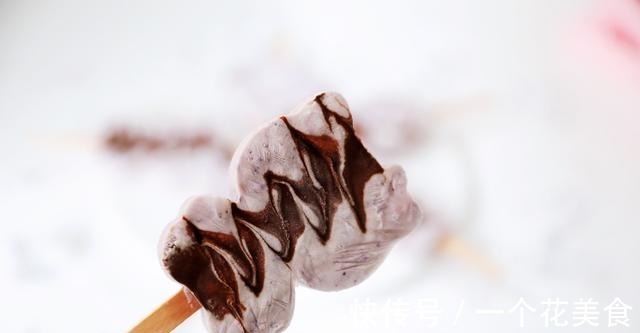 巧克力酱|冰爽可口的雪糕在家做，好吃卫生，健康又营养！