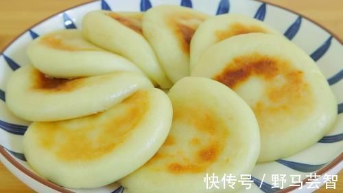 面粉|土豆不要炒着吃了，教你老吃法，不用水不加面粉，香甜软糯还拉丝