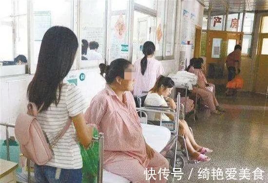 卵细胞|10年前，那个60岁冒险生下双胞胎的老人，如今已被现实“打败”