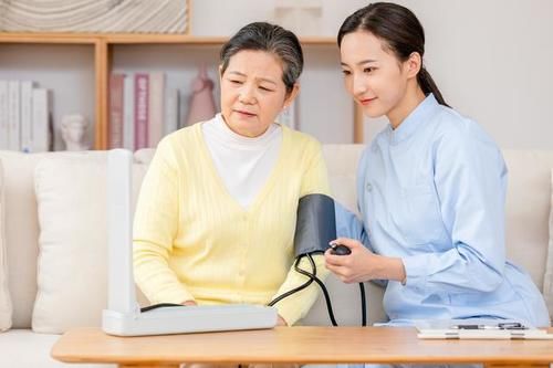 血压|60岁以上的人，标准血压和心率是多少？不妨对照自查一下
