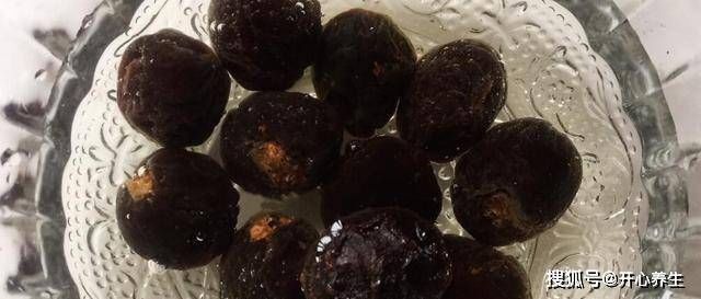 甜汤|失眠最怕这果,遇到必买30斤,我一周吃三次,睡得香,一觉到天亮