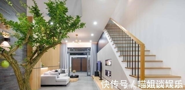 壁挂电视|卖掉城里100㎡,回农村建230㎡别墅,一楼院子顶楼露台,生活安逸