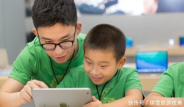 邻居家|2岁宝宝成“蹭吃专业户”,一天串好几趟门,邻居你可别来我家