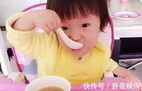 饱腹感|不要再给孩子吃“2种饭”了,会给肠胃增加负担,影响孩子发育