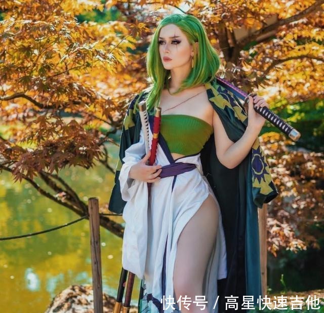 女版|海贼王女Coser反串性别扮三大主力，女版索隆比男版索隆更高冷