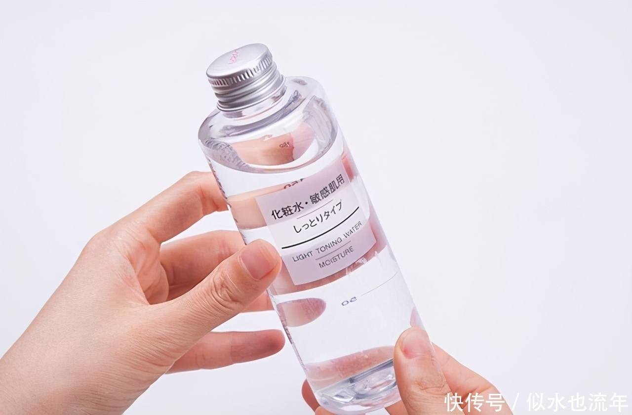 口碑|化妆水测评:这些超滋润的爽肤水口碑不错,总有一瓶适合你肌肤