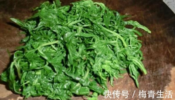 内分泌|月经少易患妇科疾病,泡脚时撒把它,调节内分泌姨妈“准时到”!