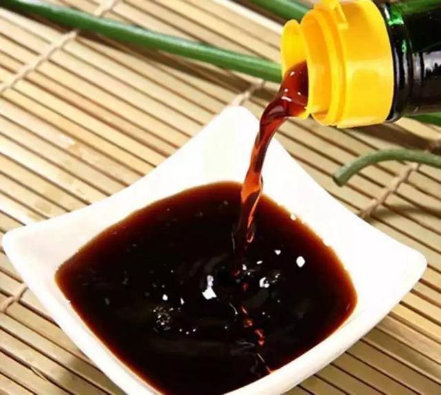 花土硬得像石头,烂根又黄叶,灌点它很快变松软,不用换土!