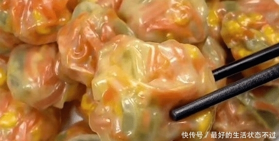春季多吃这个,不用揉面,包上馅一蒸,皮薄馅足,一口一个真过瘾