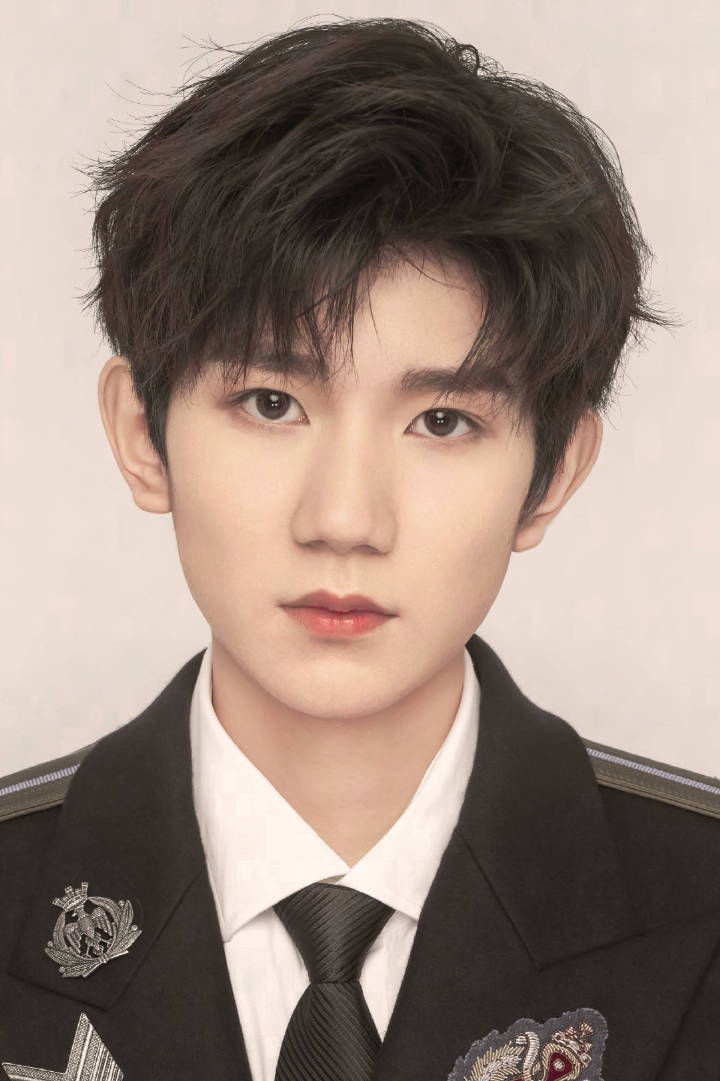 王源｜感谢你如此精彩耀眼 做我平淡岁月里星辰