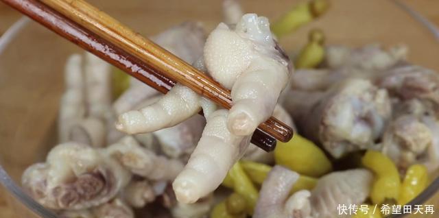一看|30年老保姆教我泡椒凤爪,味道正宗,酸辣过瘾,做法一看就会