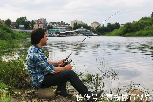 为什么警告中年男人“不要”沉迷钓鱼？这3个46岁的男人说出实情