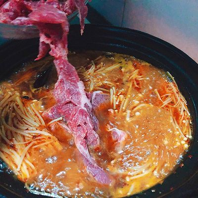 金针菇|水煮牛肉片