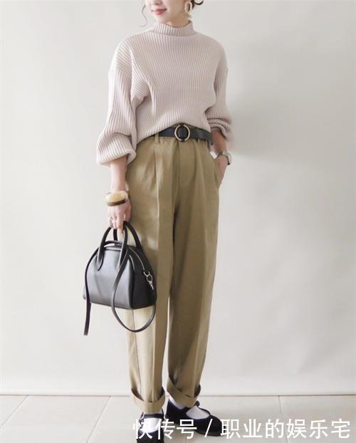 想要冬季穿衣显高，这3种毛衣塞法得先学会