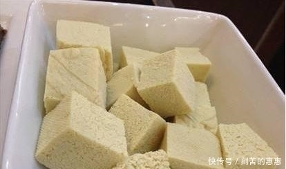 避开|去吃麻辣烫,避开4种食物不拿,老板一瞧就知道你是懂行的