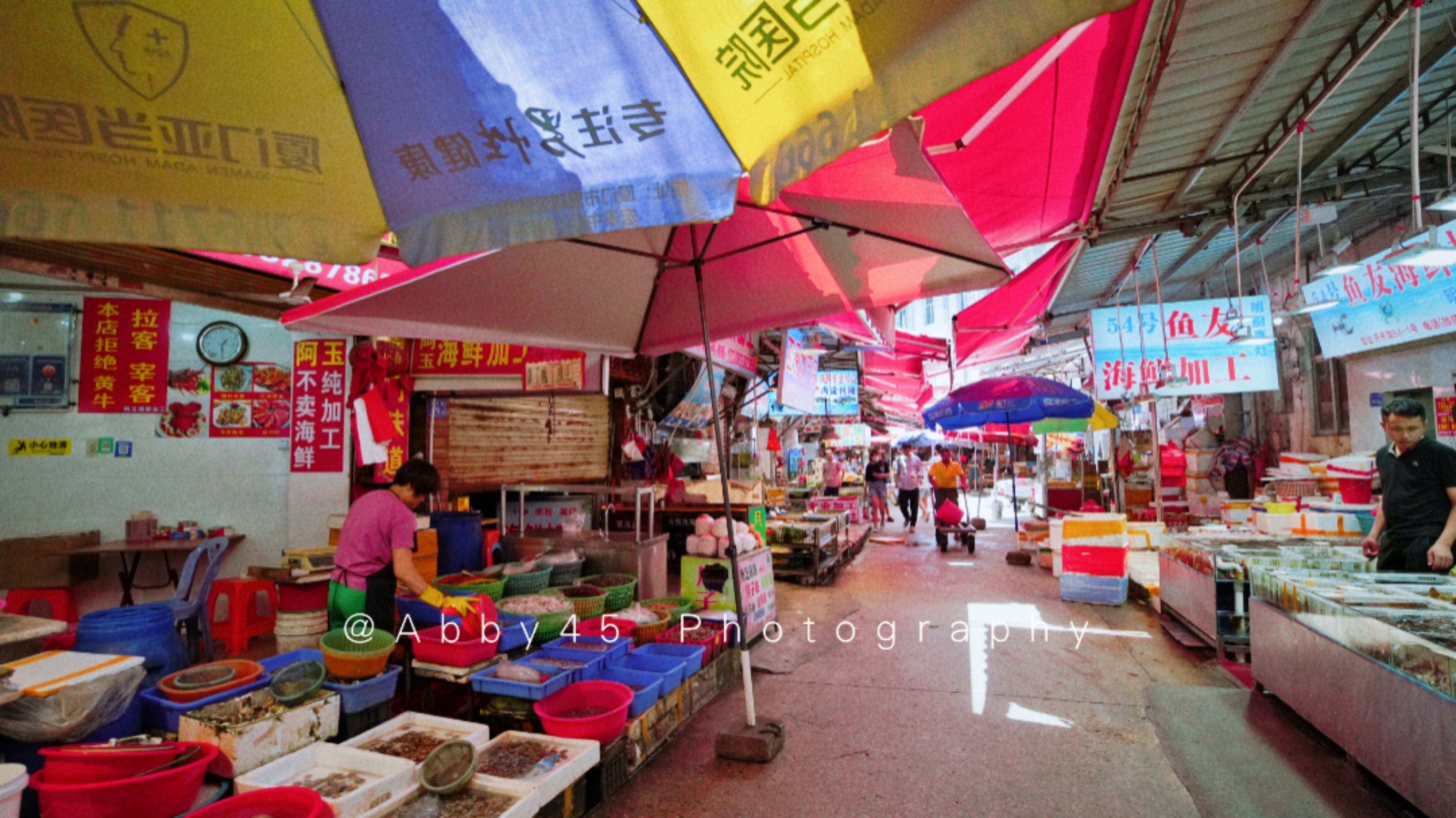 网红|厦门网红打卡地最接地气的八市，电影热门取景地，现在大变样了