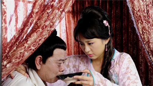 武松|新《水浒》来袭,潘长江武大郎丁海峰武松还原,潘金莲风尘味十足