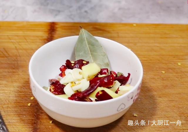 啤酒鸭这样做才好吃,不过油,不过水,出锅时满屋飘香