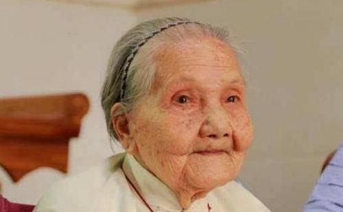 延缓衰老|长寿秘诀不是充足睡眠以及运动？或是两件不起眼的小事