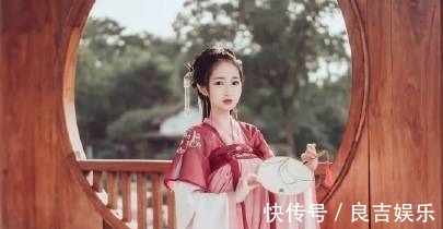 嫣然!竹影婆娑天向晚,月上西窗黛眉展,清风拂瑶管,不知我、秀雅温婉