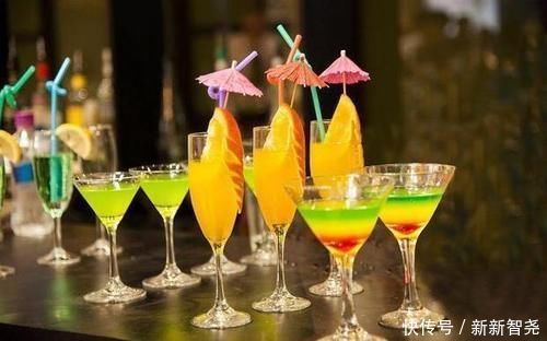 3个喝水习惯,可能肾脏并不“喜欢”,为了健康,尽量改掉吧