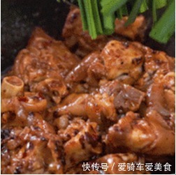 回锅香辣猪蹄,要酥要糯,吃货停不下来