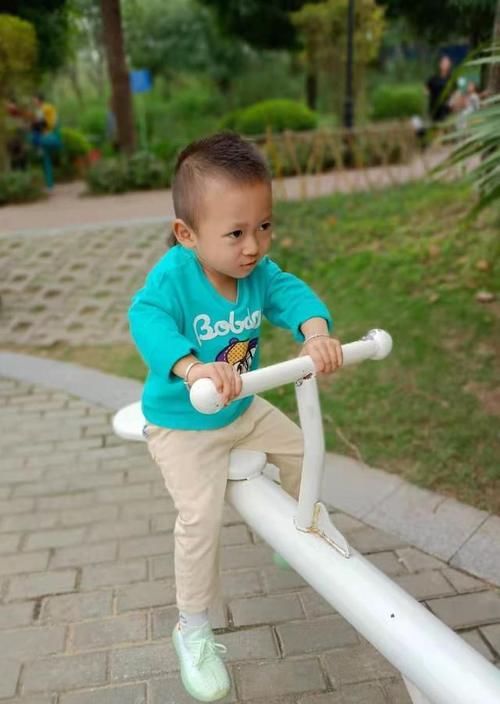 辅食|吃辅食时，家长容易犯10种“坏毛病”，尽早改正别等娃生病才后悔