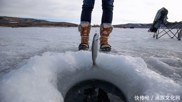  蹊跷|“冰上捕鱼单线拽”——关东这一怪怪得蹊跷 单线究竟拽什么