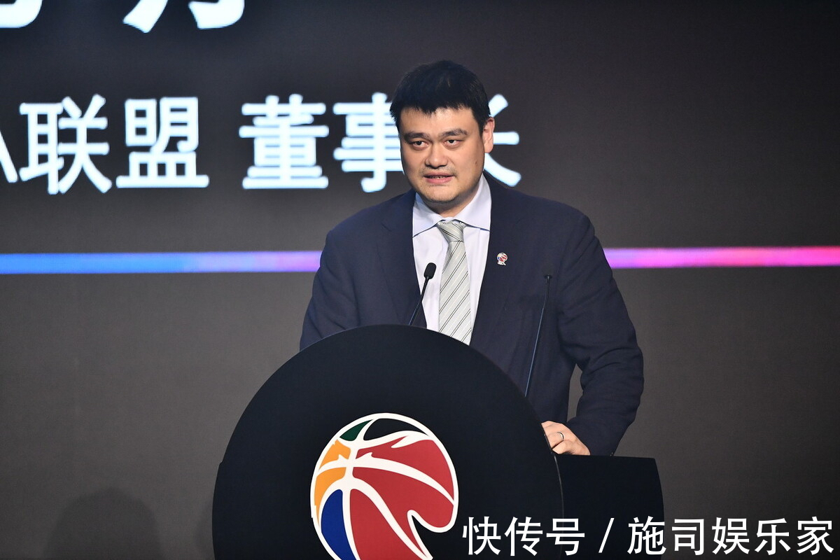 重罚|重罚闫军！宗赞脑震荡+鼻梁重伤，CBA恶意伤人却被裁判无视