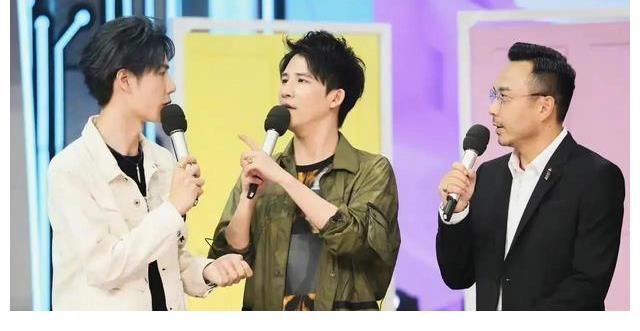 被黑抄袭,假唱,x毒,大张伟从天才摇滚主唱,堕落成综艺咖