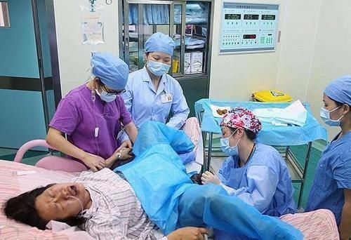 心理准备|孩子已生出来,产妇却喊“想上厕所”,护士听后急忙叫医生来抢救