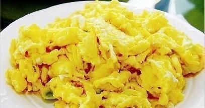 后厨老师傅:炒鸡蛋时,很多人跳过了“这一步”,难怪鸡蛋不好吃