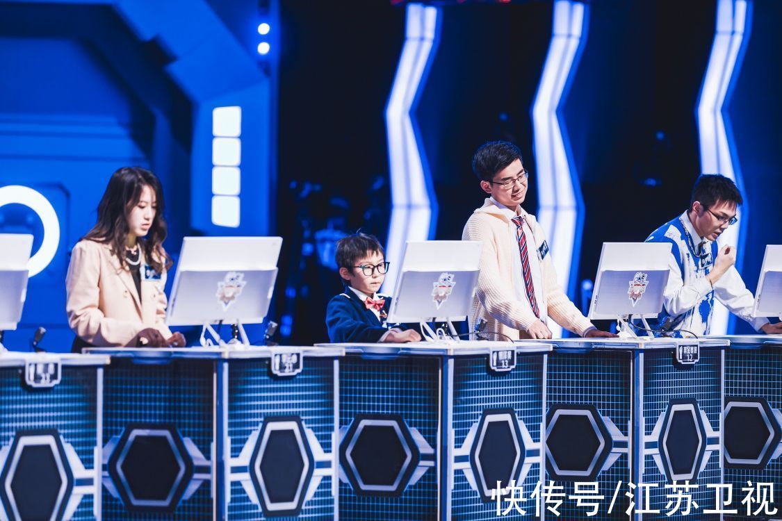 《最强大脑》第二波冲击难度加码，呼兰郭麒麟沉迷于答题无法自拔